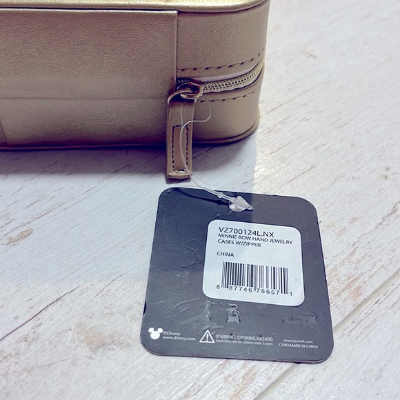 Disney travel jewelry box in gold NWT - Picture 4 of 6